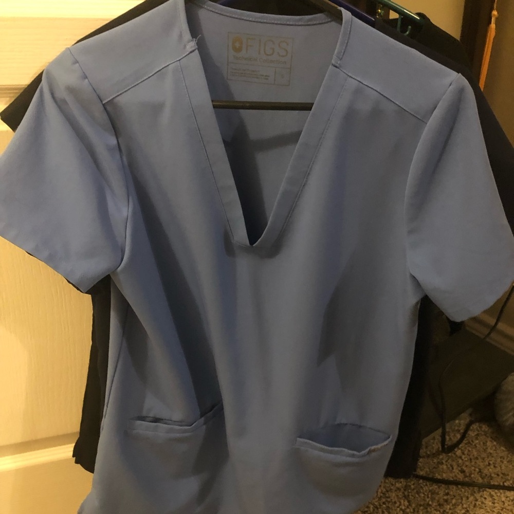 4 Figs SMALL scrubs tops